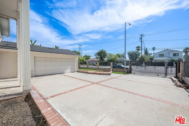 $1,180,000 | 6257 Lindley Avenue, Tarzana, CA 91335