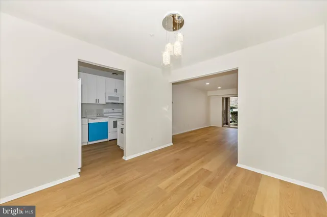 $1,550 | 7917 Coriander Drive, Unit 104, Gaithersburg, MD 20879