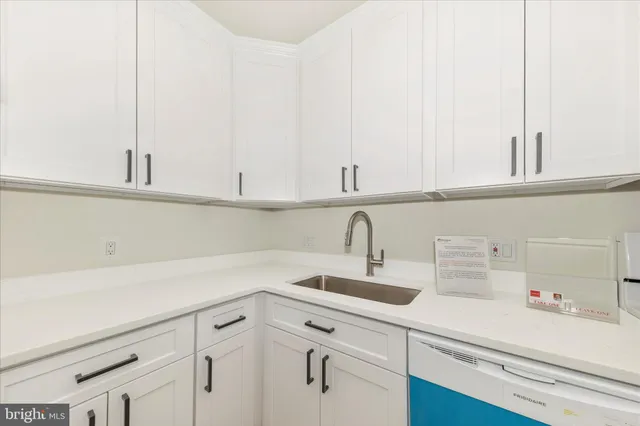 $1,550 | 7917 Coriander Drive, Unit 104, Gaithersburg, MD 20879