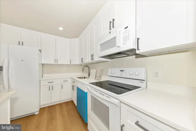 $1,550 | 7917 Coriander Drive, Unit 104, Gaithersburg, MD 20879