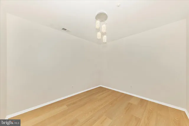 $1,550 | 7917 Coriander Drive, Unit 104, Gaithersburg, MD 20879