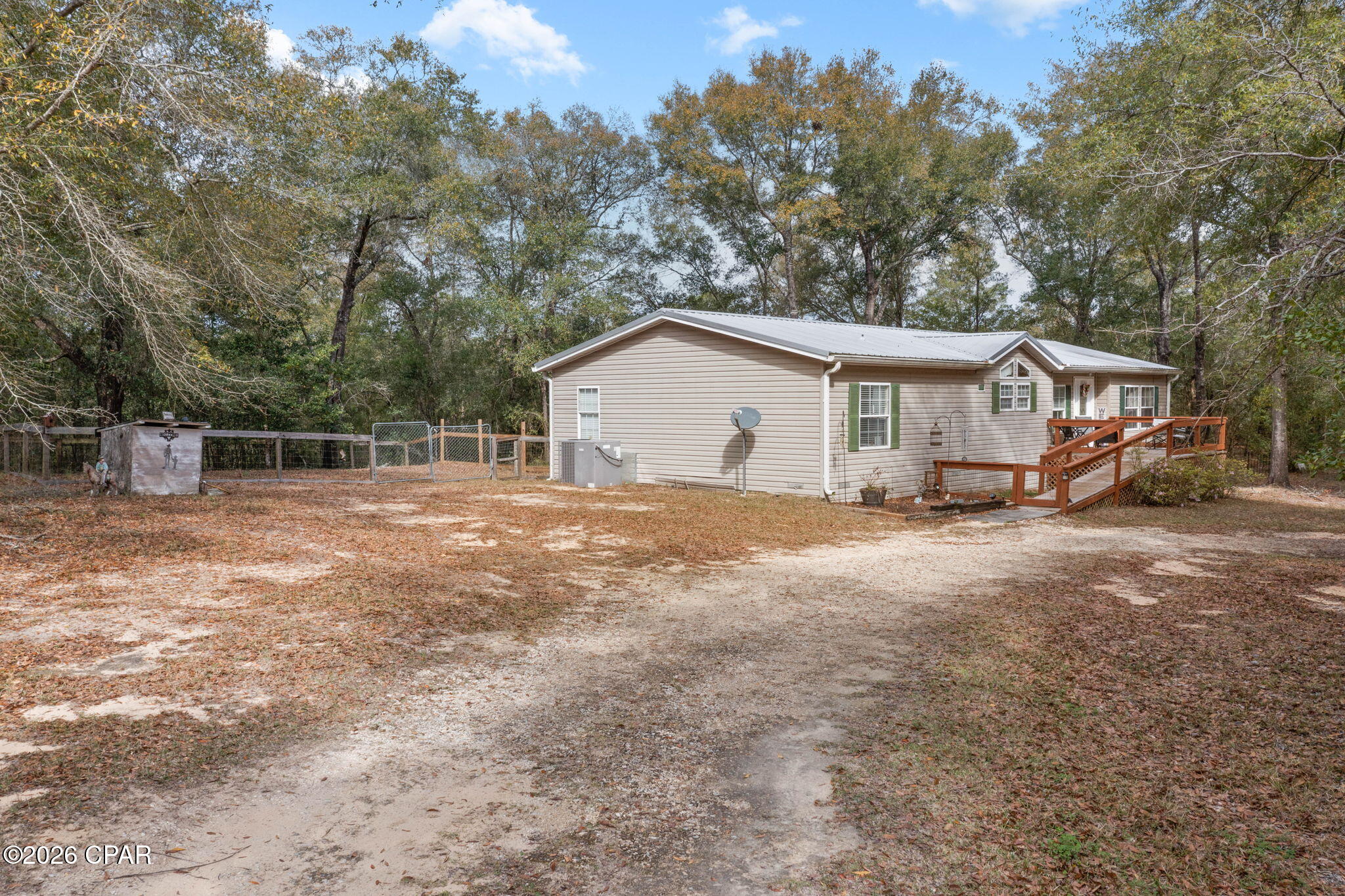 3320 Cardinal Place Chipley, FL 32428 - Photo 2 of 29