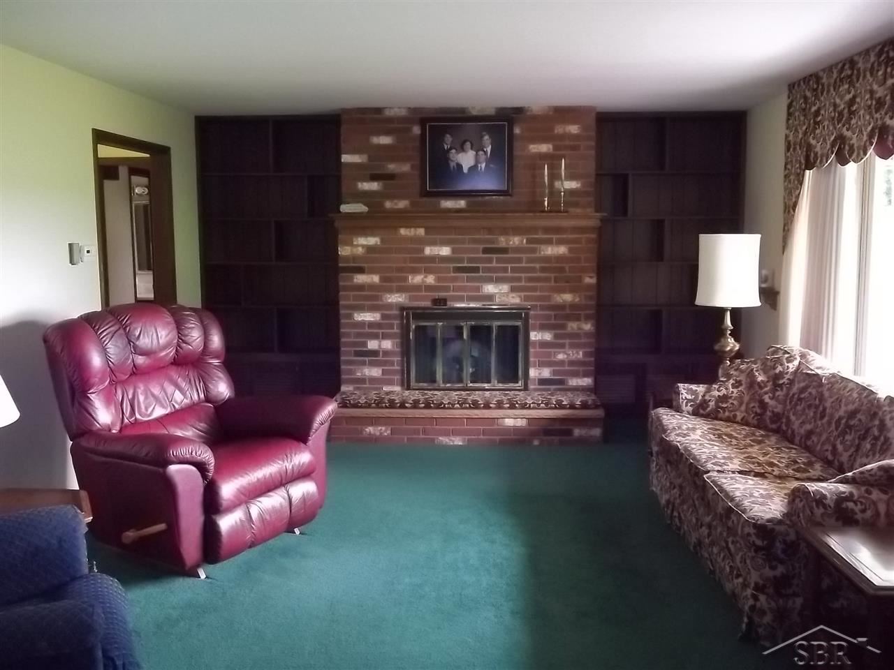 1377 South Raucholz Road Hemlock, MI 48626 - Photo 3 of 23 31199736-2.JPG