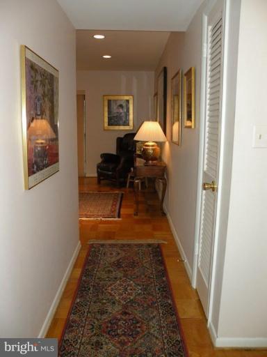 200 Cross Keys Road, Unit R49 Baltimore, MD 21210 - Photo 7 of 14 Hallway