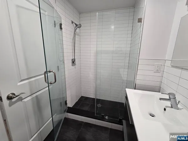 $3,200 | 223 Hancock Avenue, Unit 2, Jersey City, NJ 07307