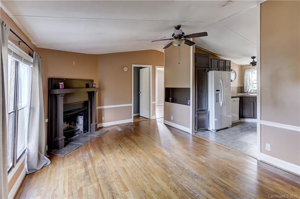 210 Plaxco Road York, SC 29745 - Photo 8 of 28 Gallery Image 8