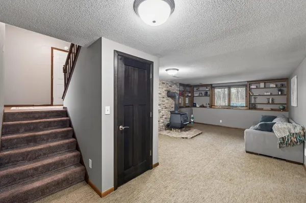 $400,000 | 2930 122nd Avenue Northwest, Coon Rapids, MN 55433