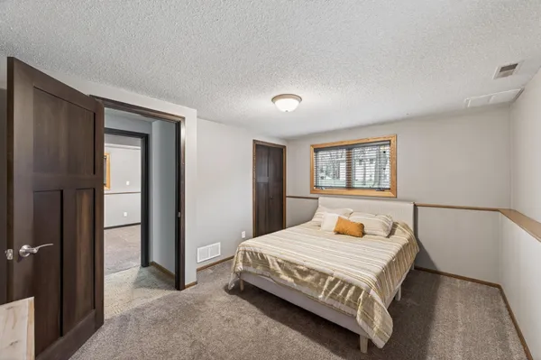 $400,000 | 2930 122nd Avenue Northwest, Coon Rapids, MN 55433