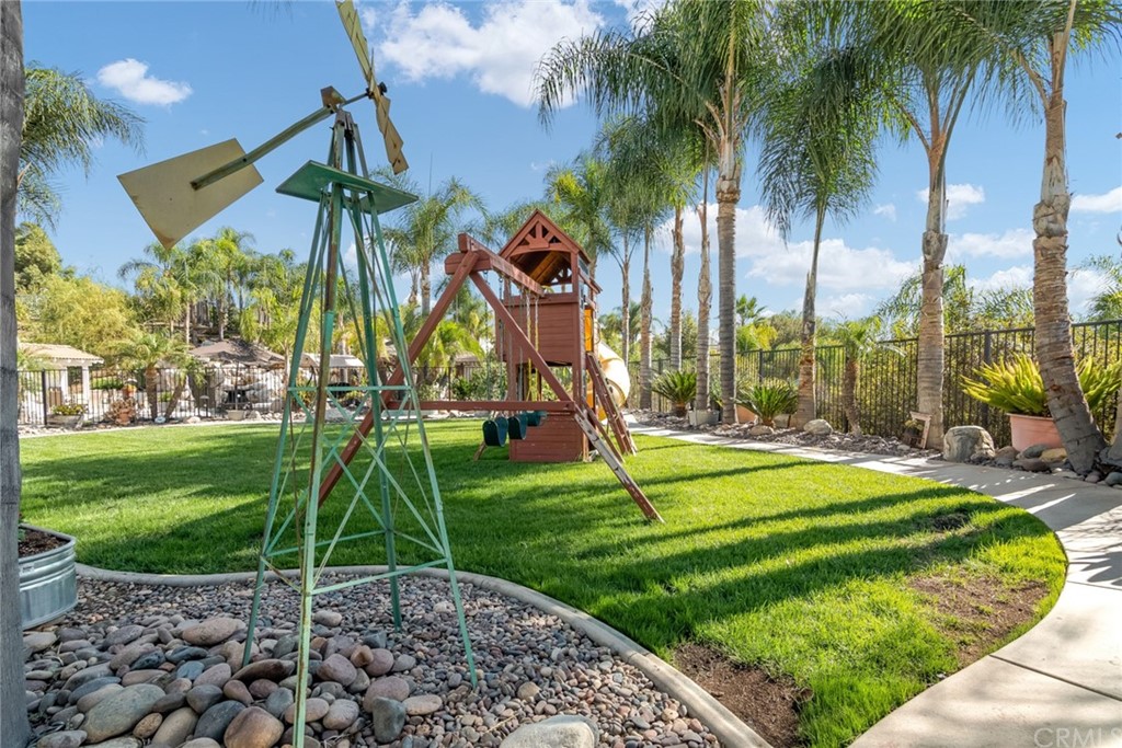 31500 Britton Circle Temecula, CA 92591 - Photo 42 of 68