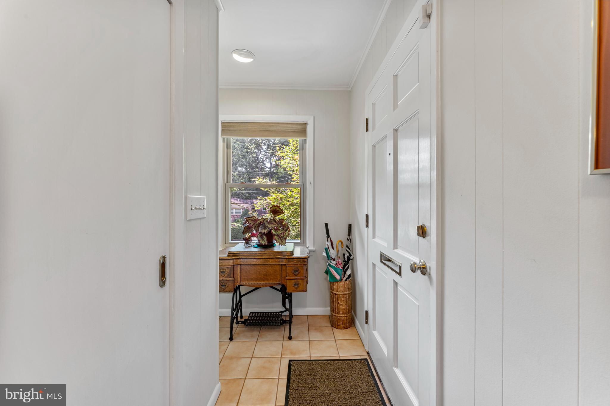 9520 Clement Road Silver Spring, MD 20910 - Photo 3 of 67