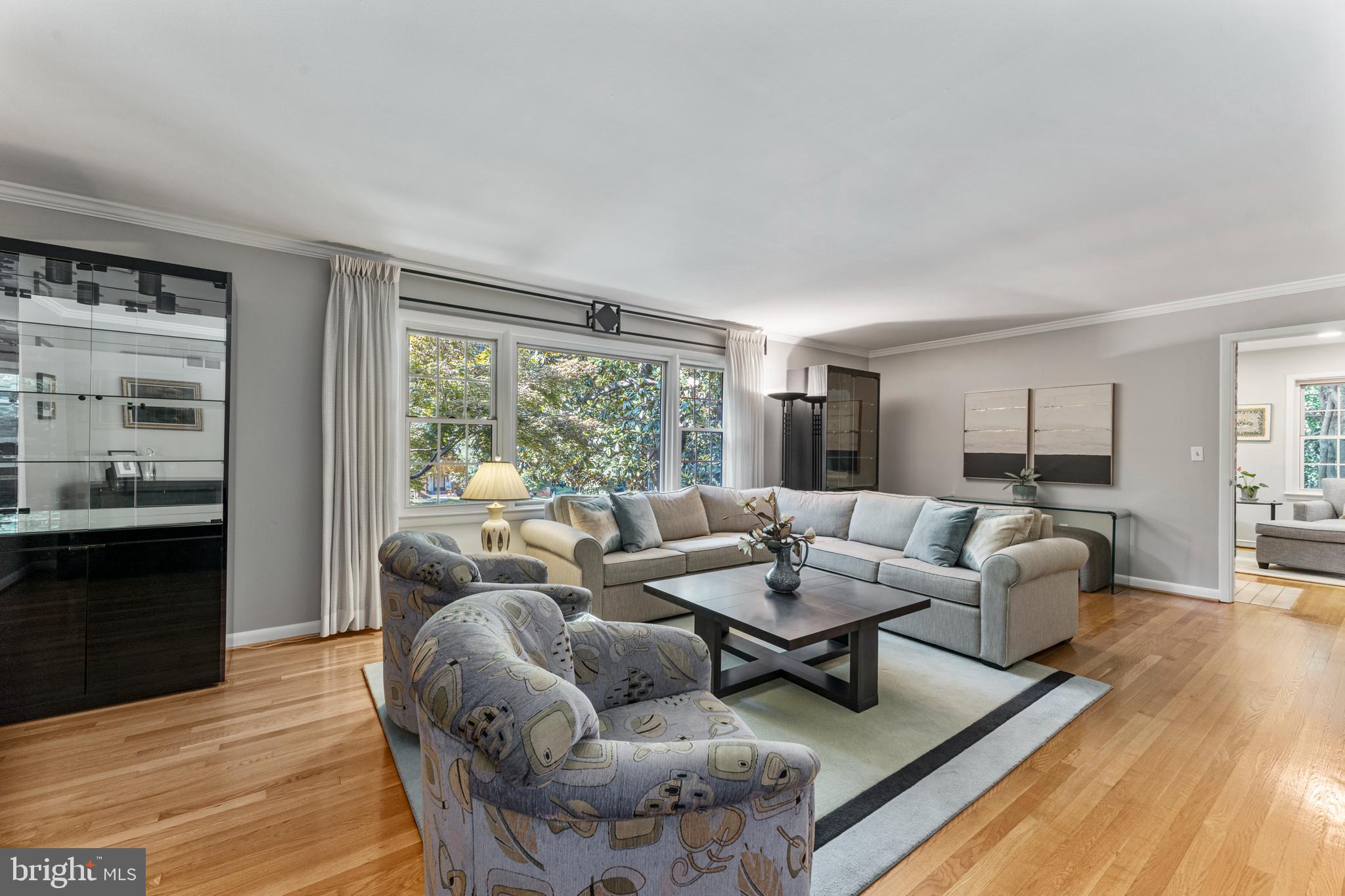 9520 Clement Road Silver Spring, MD 20910 - Photo 6 of 67