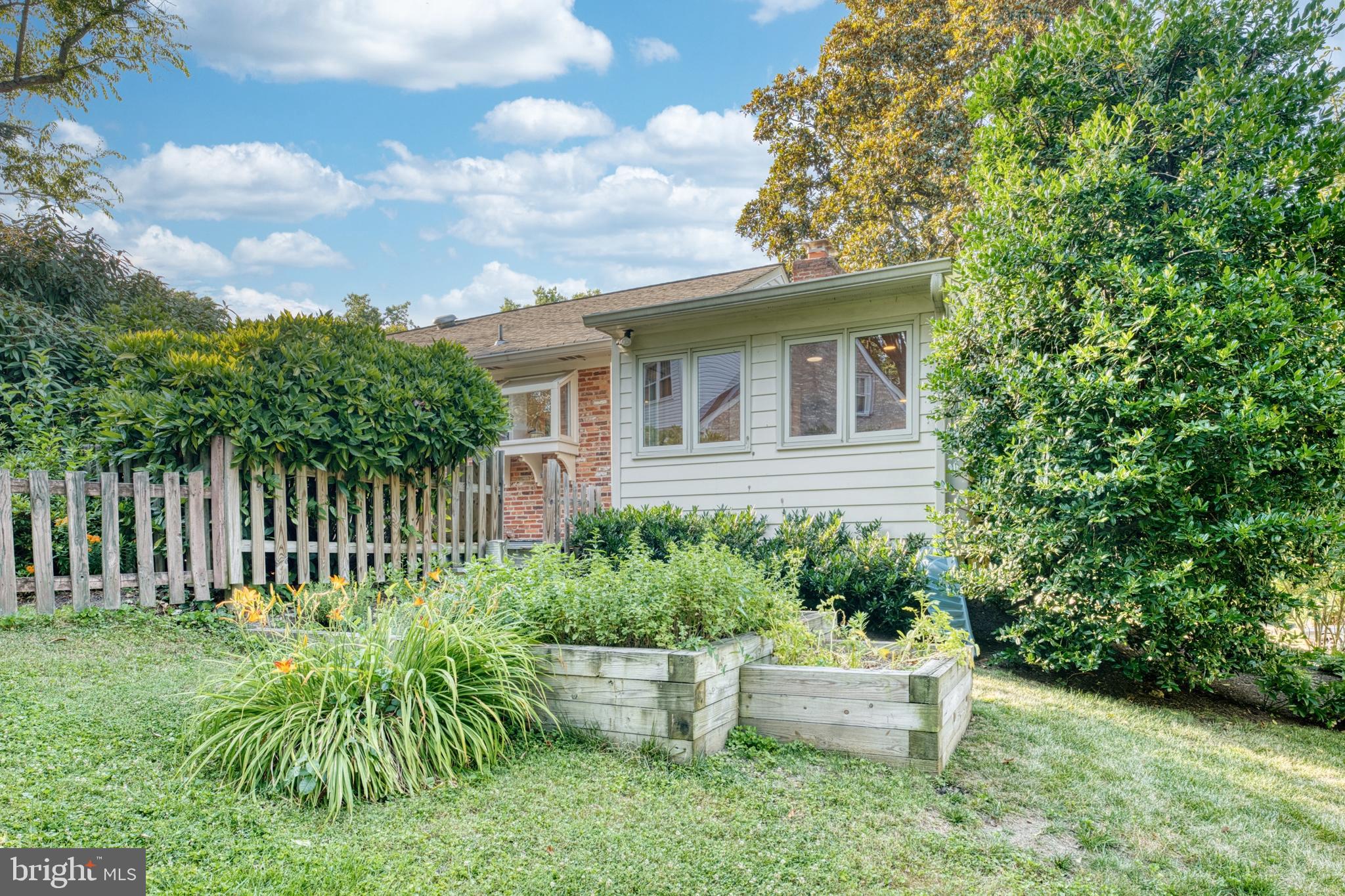 9520 Clement Road Silver Spring, MD 20910 - Photo 65 of 67