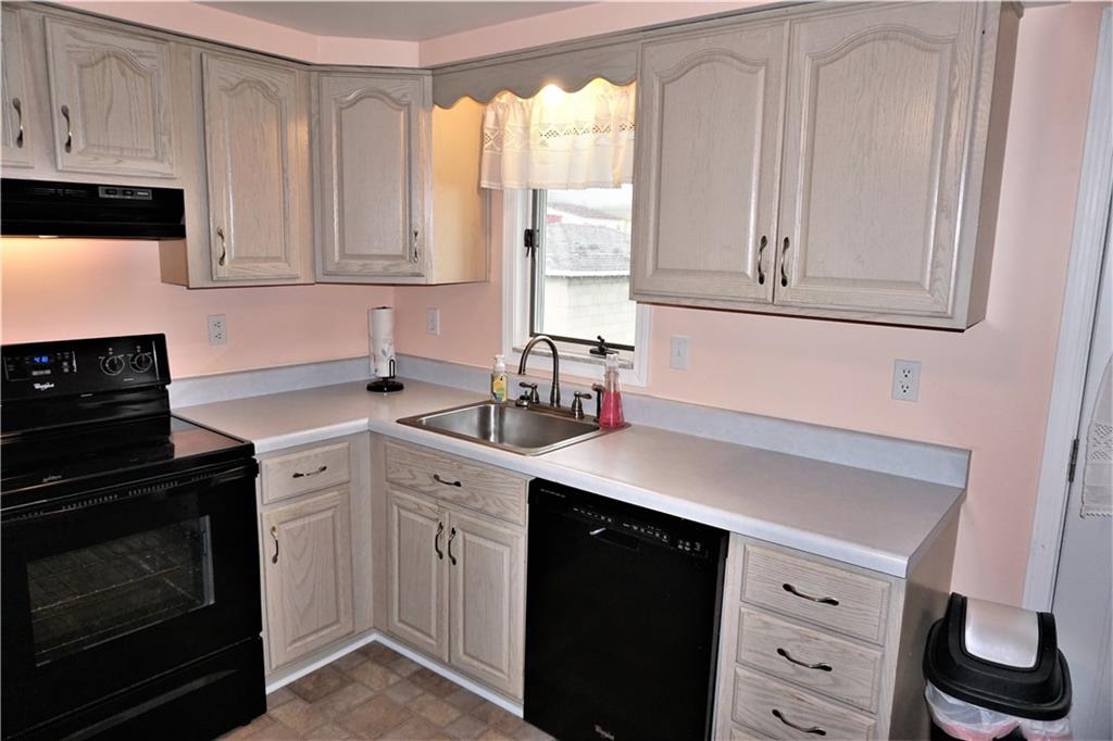 131 Independence Street Perryopolis, PA 15473 - Photo 9 of 25 Gallery Image 9