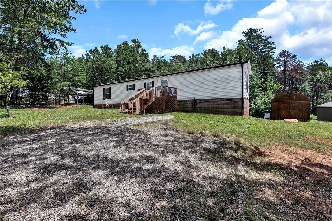 317 Gambrell Road Townville, SC 29689 - Photo 2 of 28 Gallery Image 2