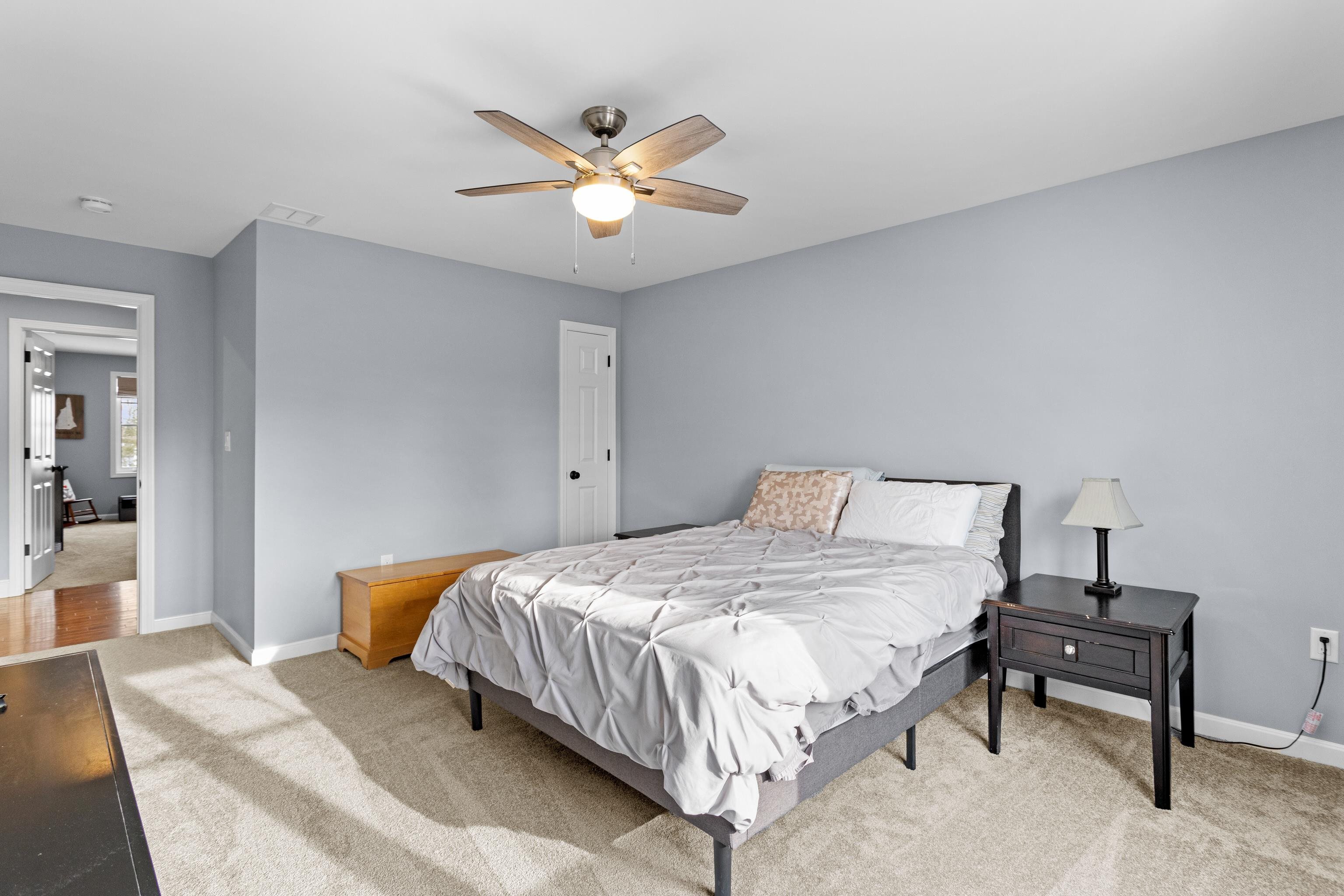 55 Forestedge Way Manchester, NH 03102 - Photo 19 of 41