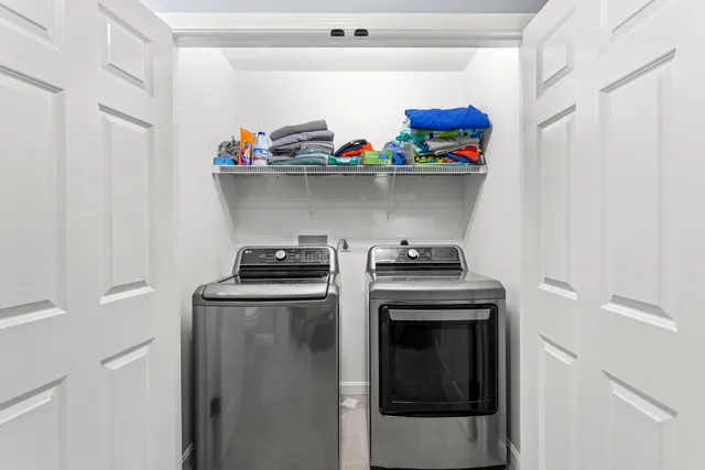 $499,900 | 55 Forestedge Way, Manchester, NH 03102