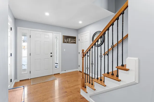 $499,900 | 55 Forestedge Way, Manchester, NH 03102