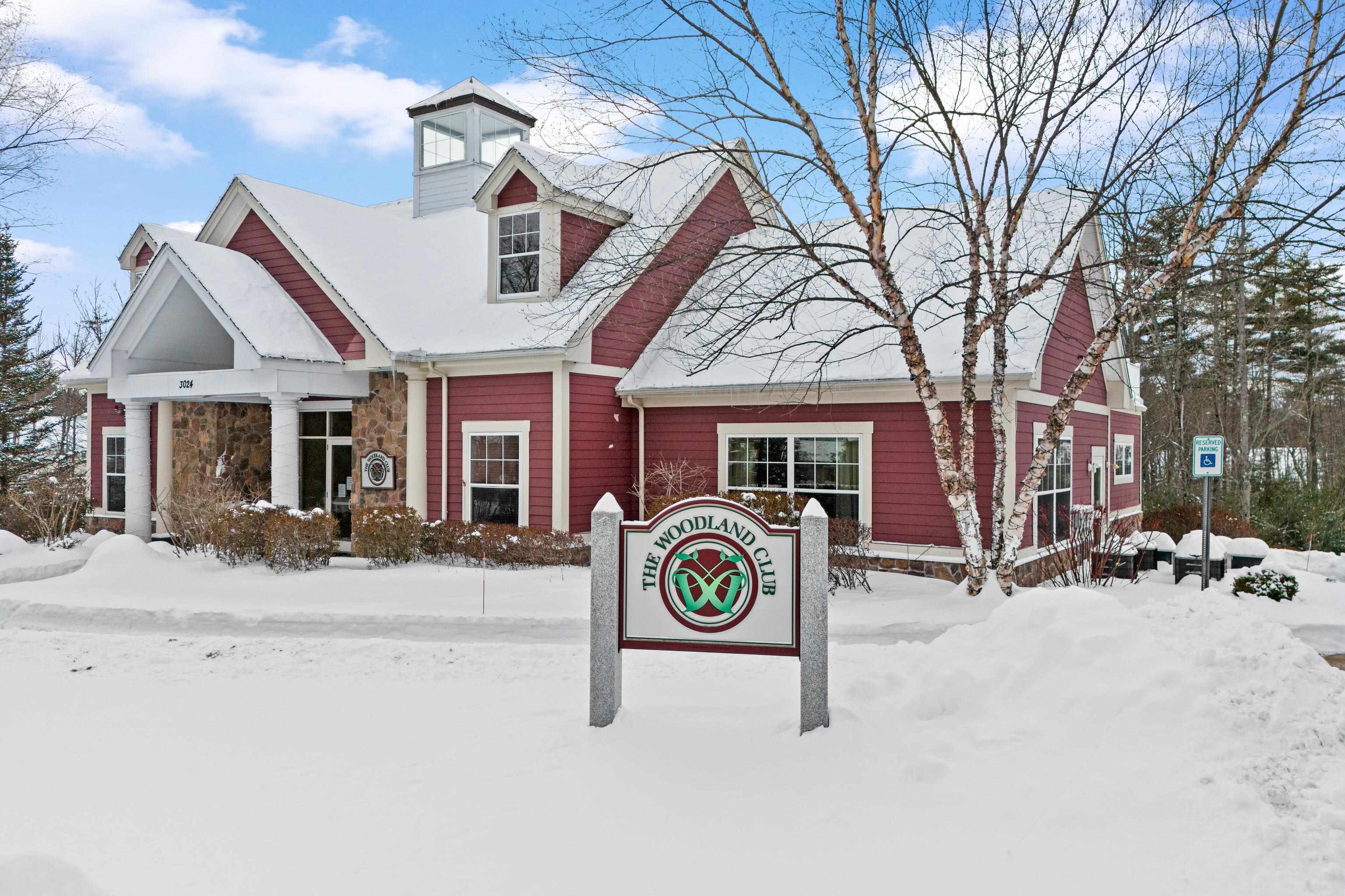 55 Forestedge Way Manchester, NH 03102 - Photo 32 of 41