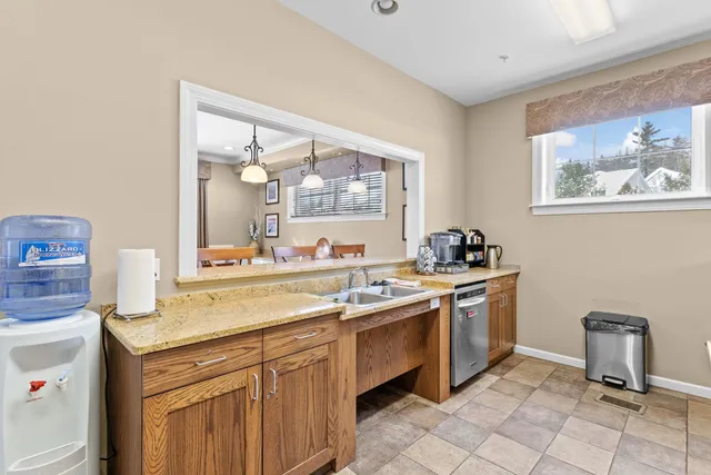 $499,900 | 55 Forestedge Way, Manchester, NH 03102