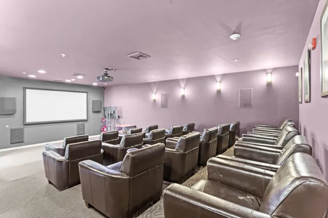 $499,900 | 55 Forestedge Way, Manchester, NH 03102