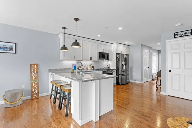 $499,900 | 55 Forestedge Way, Manchester, NH 03102