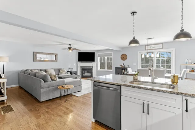 $499,900 | 55 Forestedge Way, Manchester, NH 03102