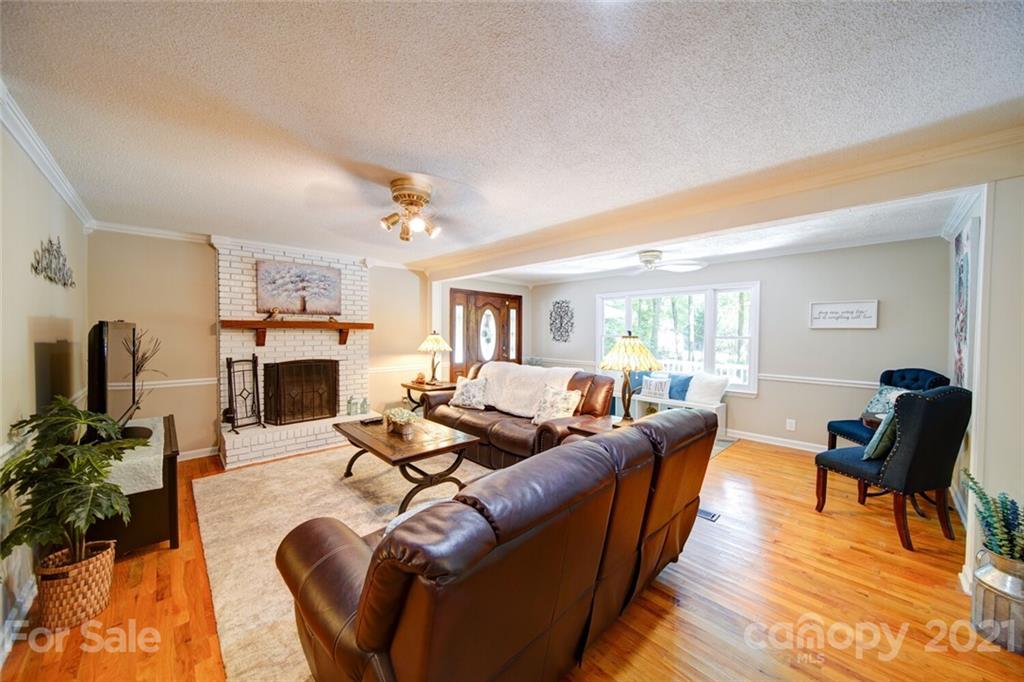 3008 McLendon Road Matthews, NC 28104 - Photo 8 of 38 Gallery Image 8