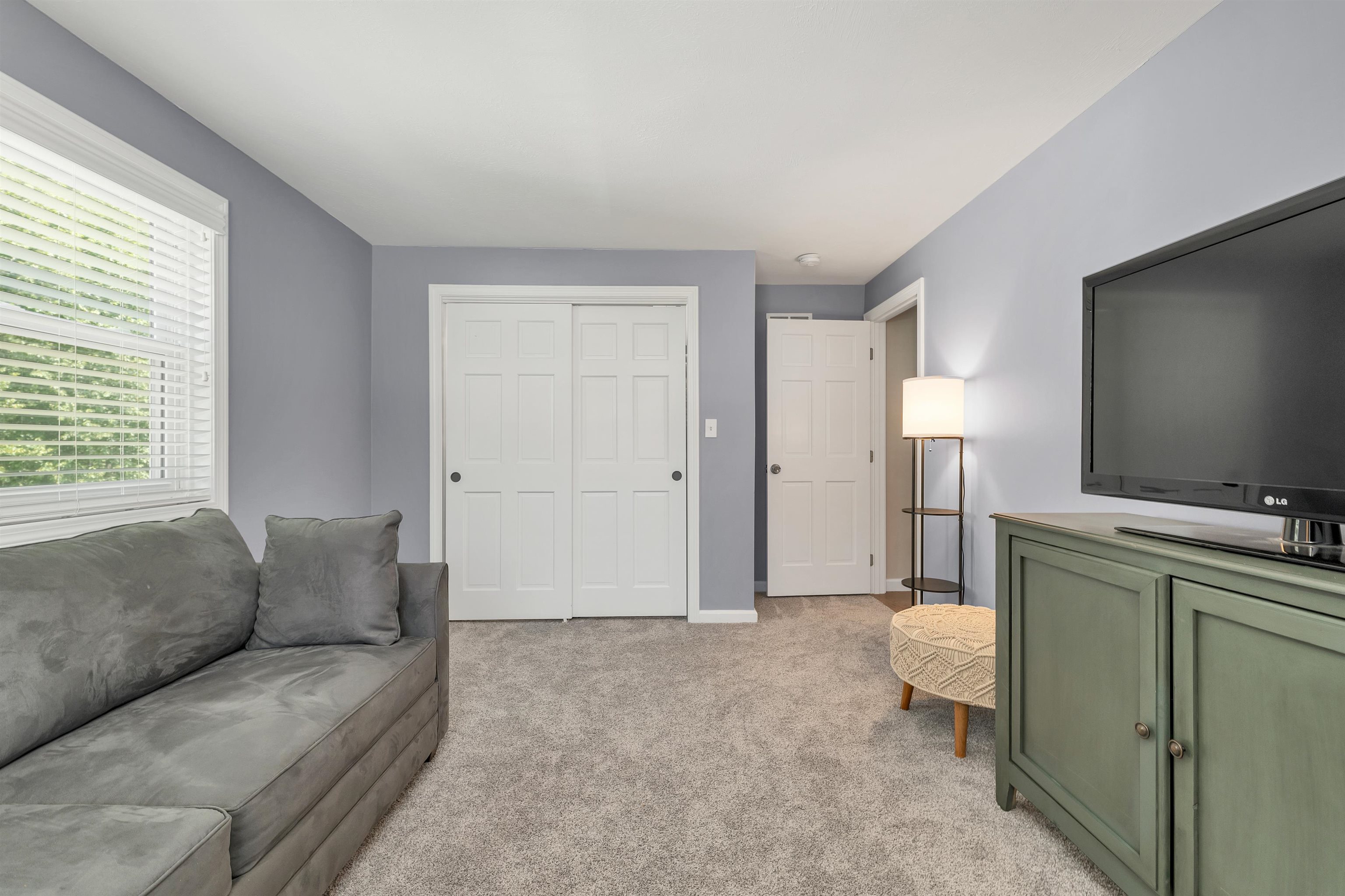 5 Sarah Lane Derry, NH 03038 - Photo 19 of 54