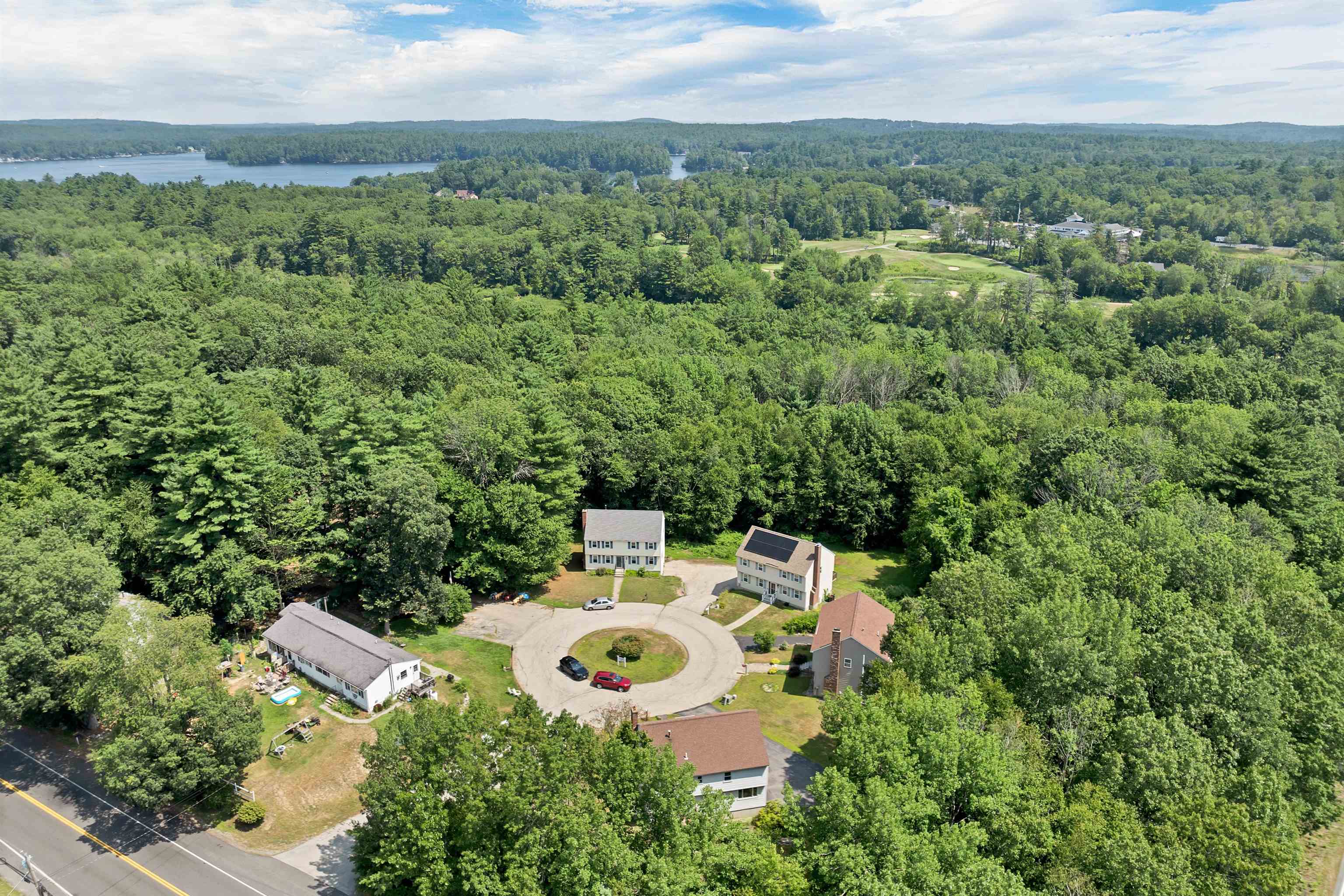 5 Sarah Lane Derry, NH 03038 - Photo 2 of 54