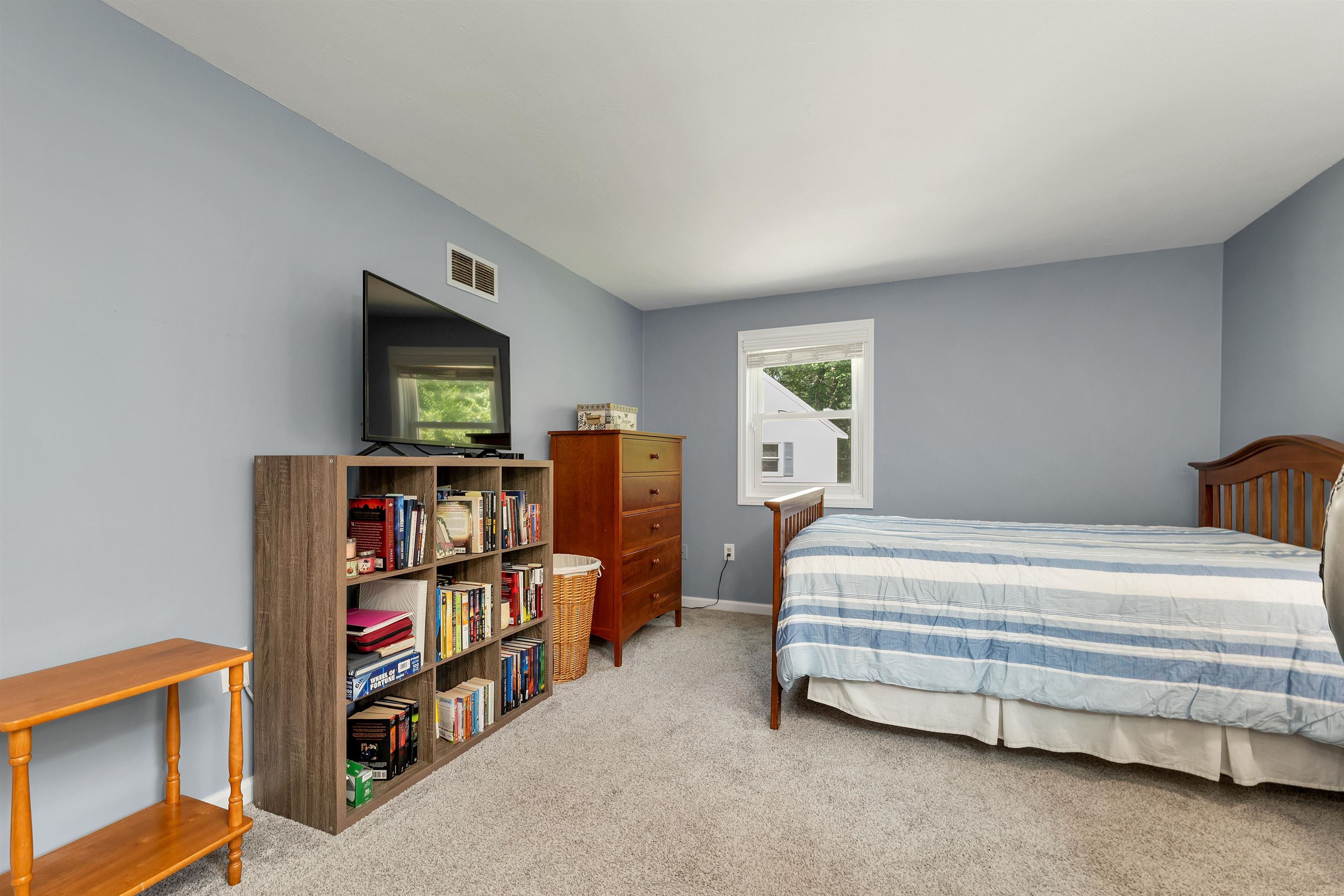 5 Sarah Lane Derry, NH 03038 - Photo 26 of 54