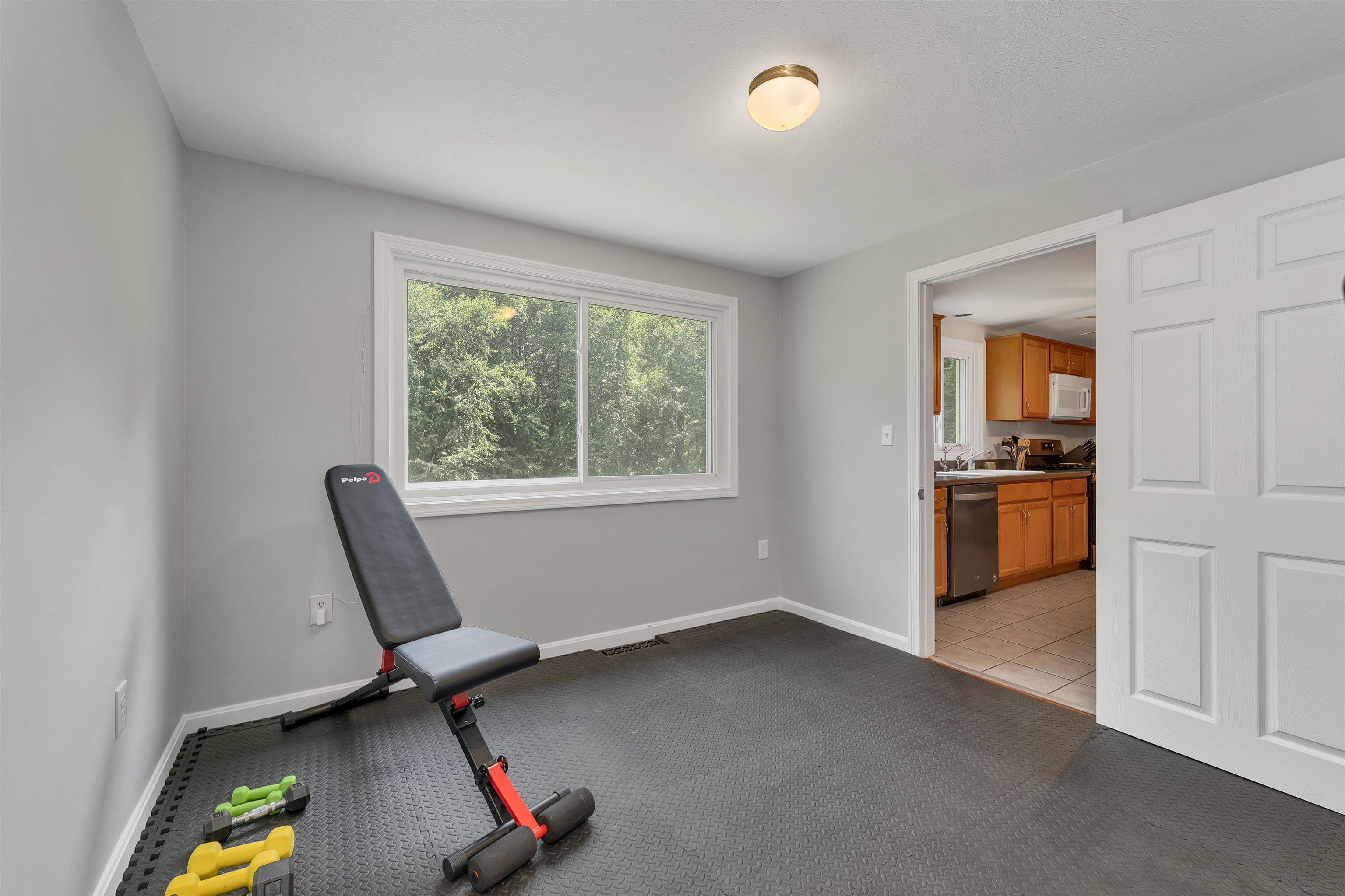 5 Sarah Lane Derry, NH 03038 - Photo 37 of 54