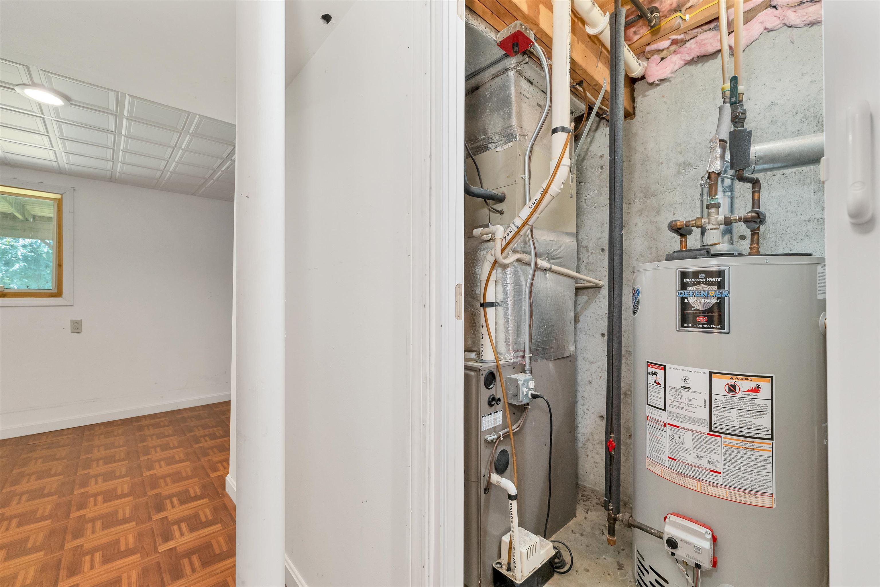 5 Sarah Lane Derry, NH 03038 - Photo 38 of 54