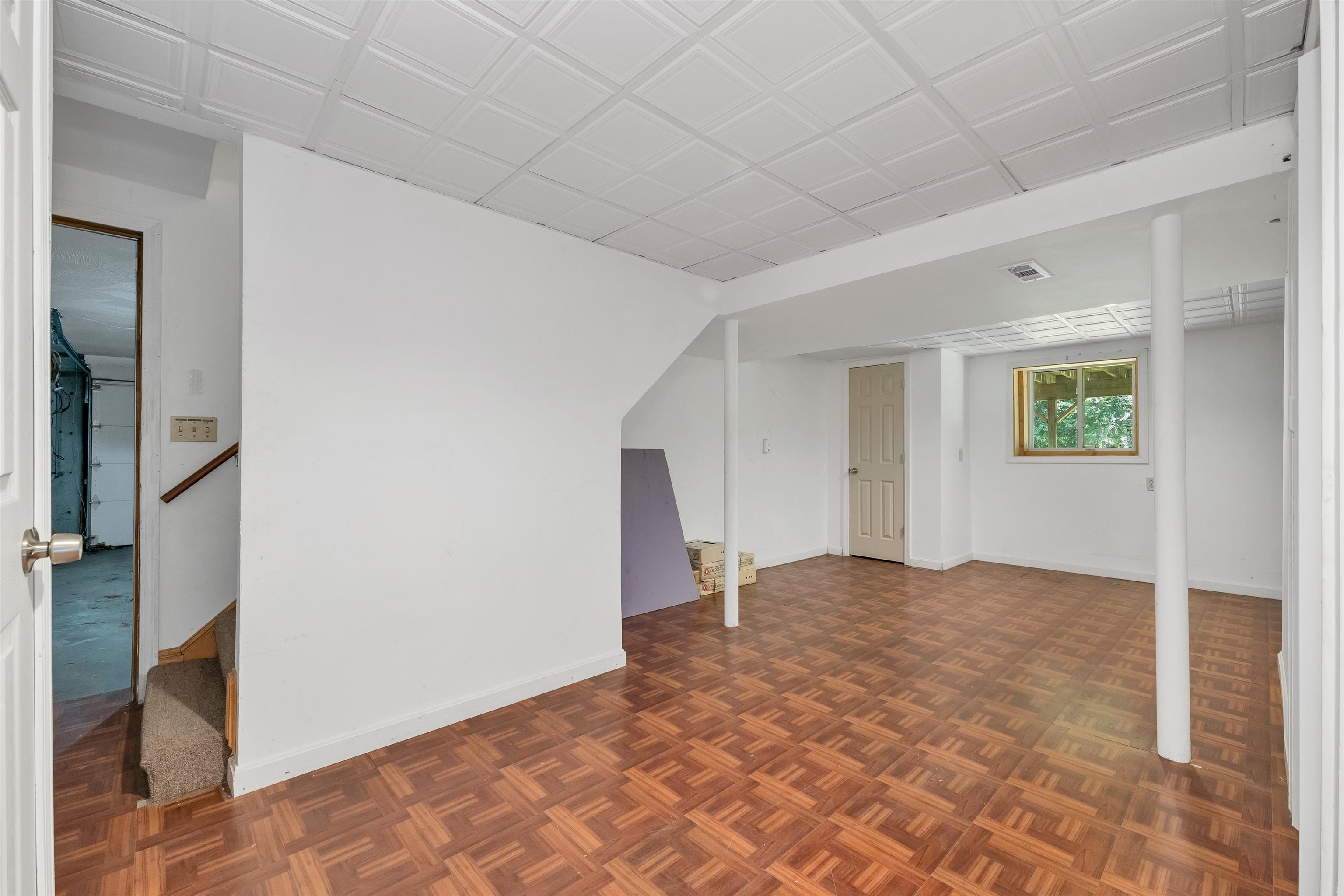 5 Sarah Lane Derry, NH 03038 - Photo 40 of 54