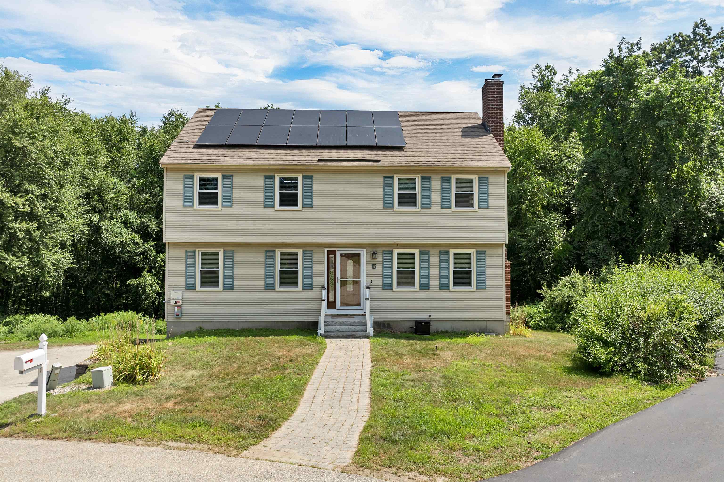 5 Sarah Lane Derry, NH 03038 - Photo 46 of 54