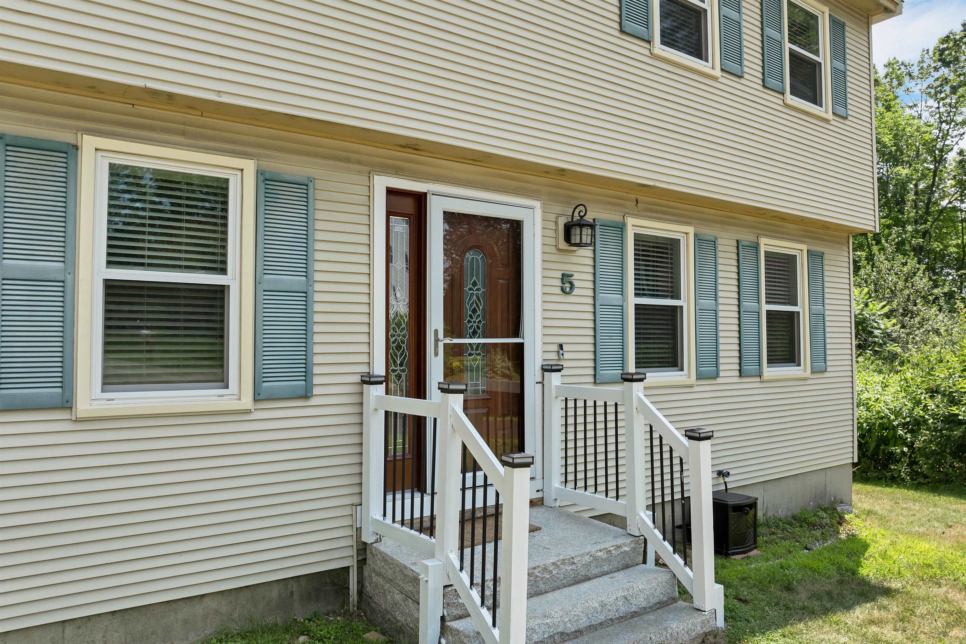 5 Sarah Lane Derry, NH 03038 - Photo 47 of 54