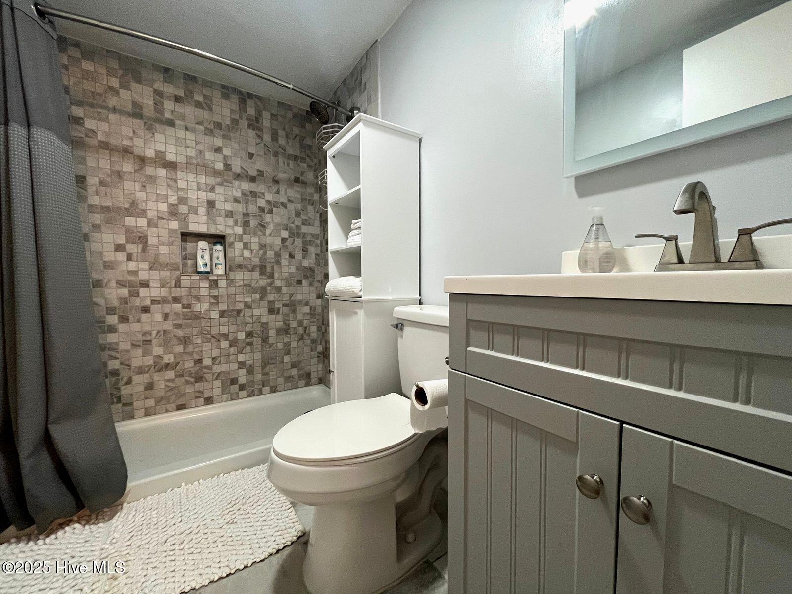 250 Sugar Gum Lane, Unit 104 Pinehurst, NC 28374 - Photo 24 of 35 m bath 2