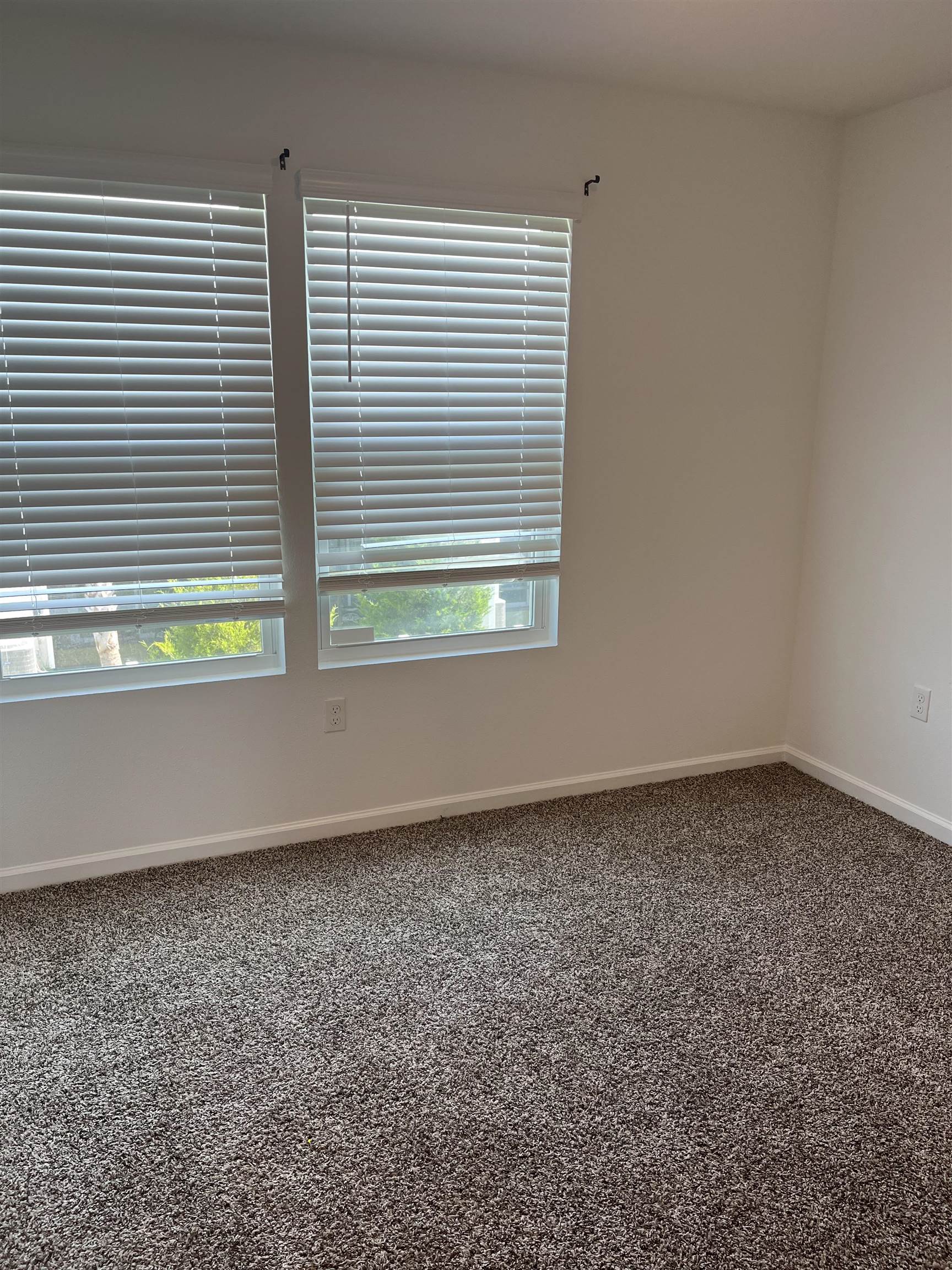 102 Vidalia Ridge Rd Street St. Augustine, FL 32084 - Photo 11 of 29 an empty room with a window