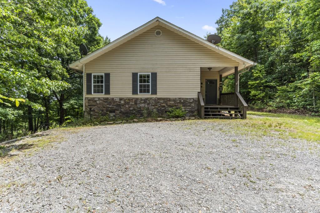 2697 Brushy Top Road Ellijay, GA 30540 - Photo 3 of 41