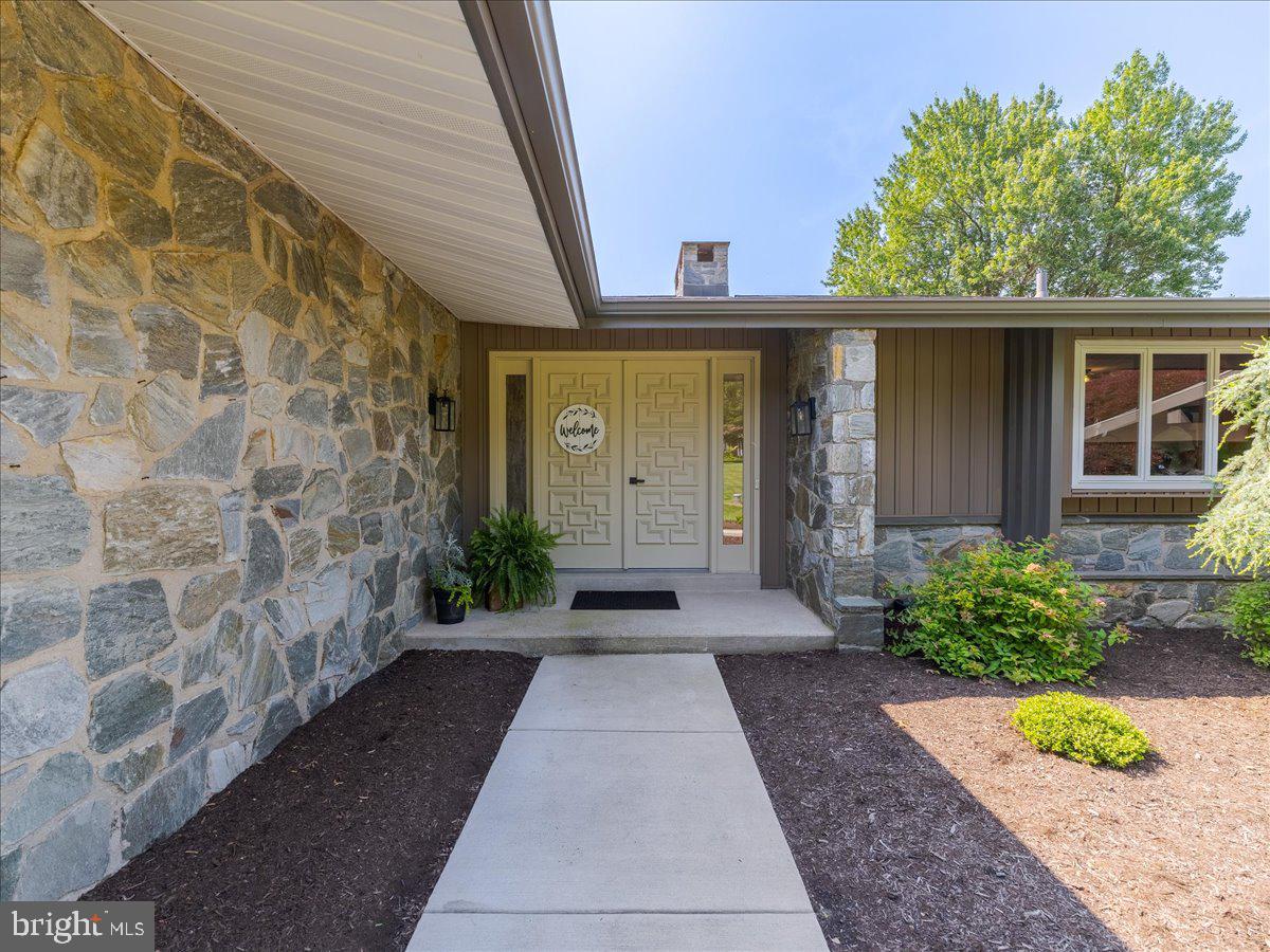 102 Upper Valley Road Christiana, PA 17509 - Photo 6 of 75