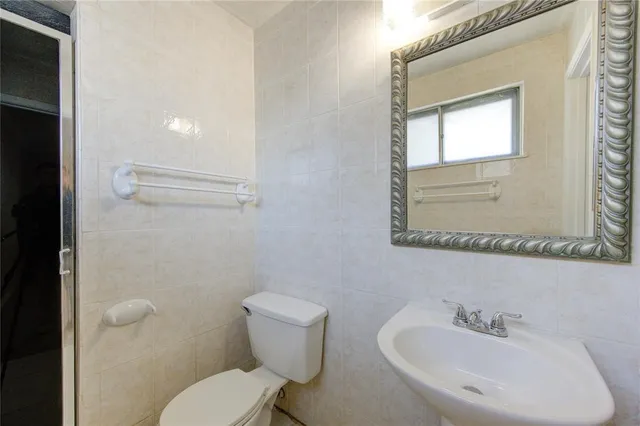 $225,000 | 11222 Langdon Lane, Houston, TX 77072