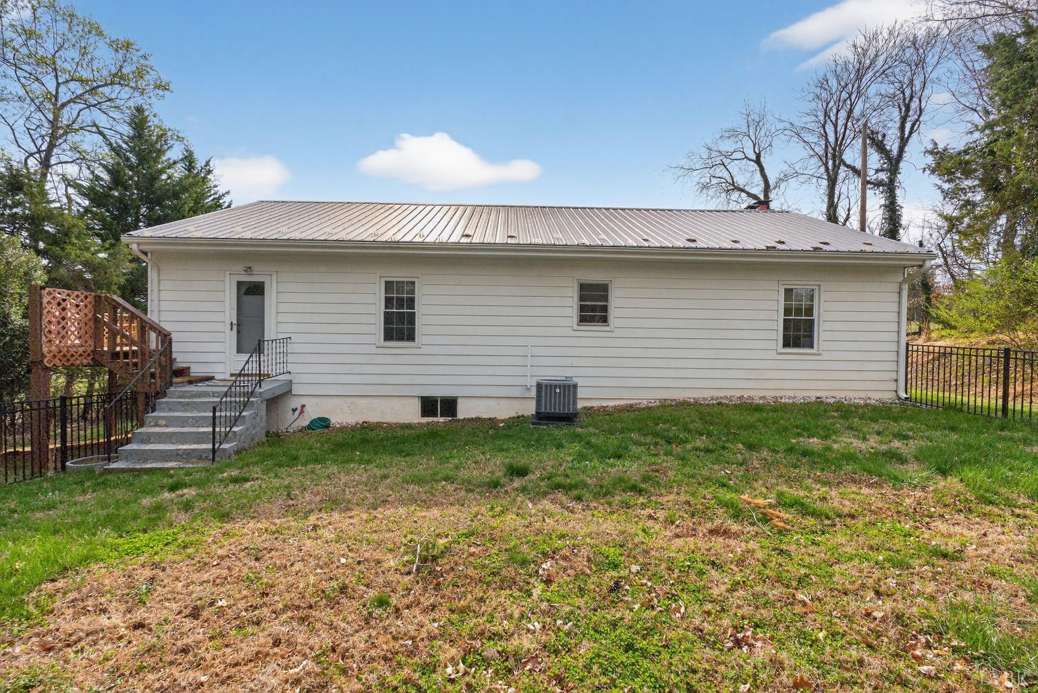 12477 North Old Moneta Road Moneta, VA 24121 - Photo 44 of 56