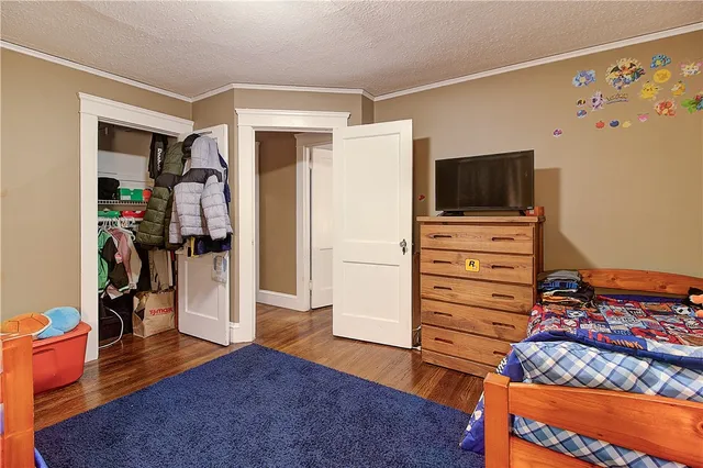 $410,000 | 50 Welfare Avenue, Cranston, RI 02910