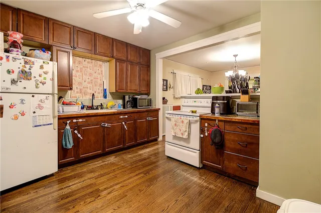 $410,000 | 50 Welfare Avenue, Cranston, RI 02910