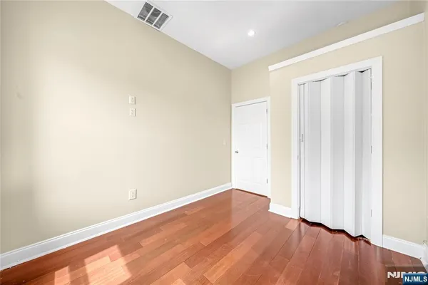 $429,000 | 240 Clendenny Avenue, Unit 5A, Jersey City, NJ 07304