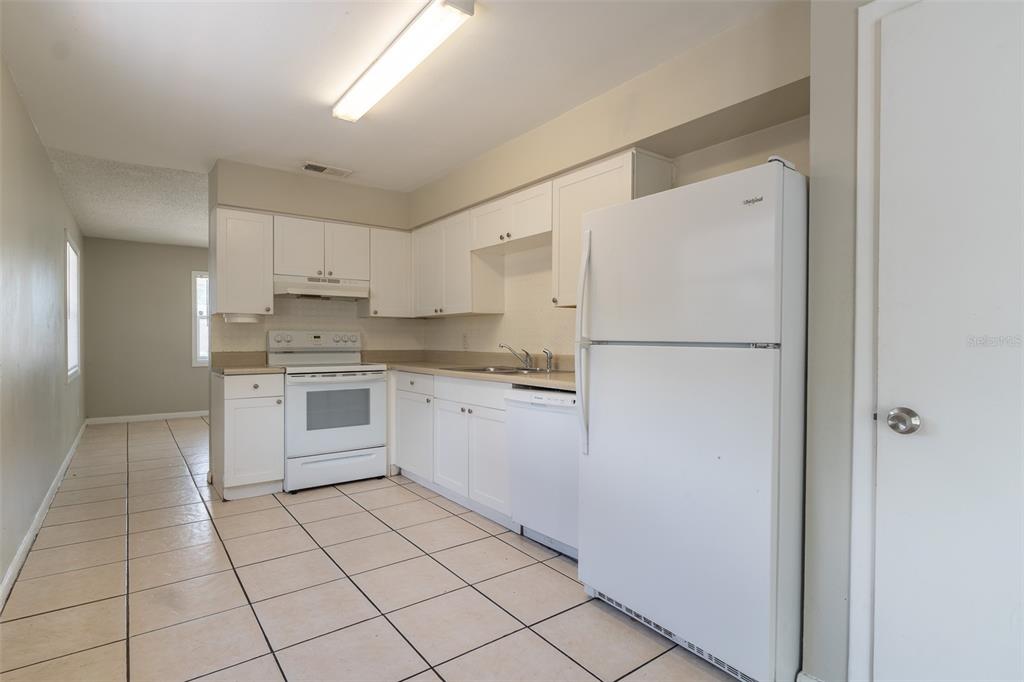 6001 Crestridge Road Tampa, FL 33634 - Photo 20 of 29