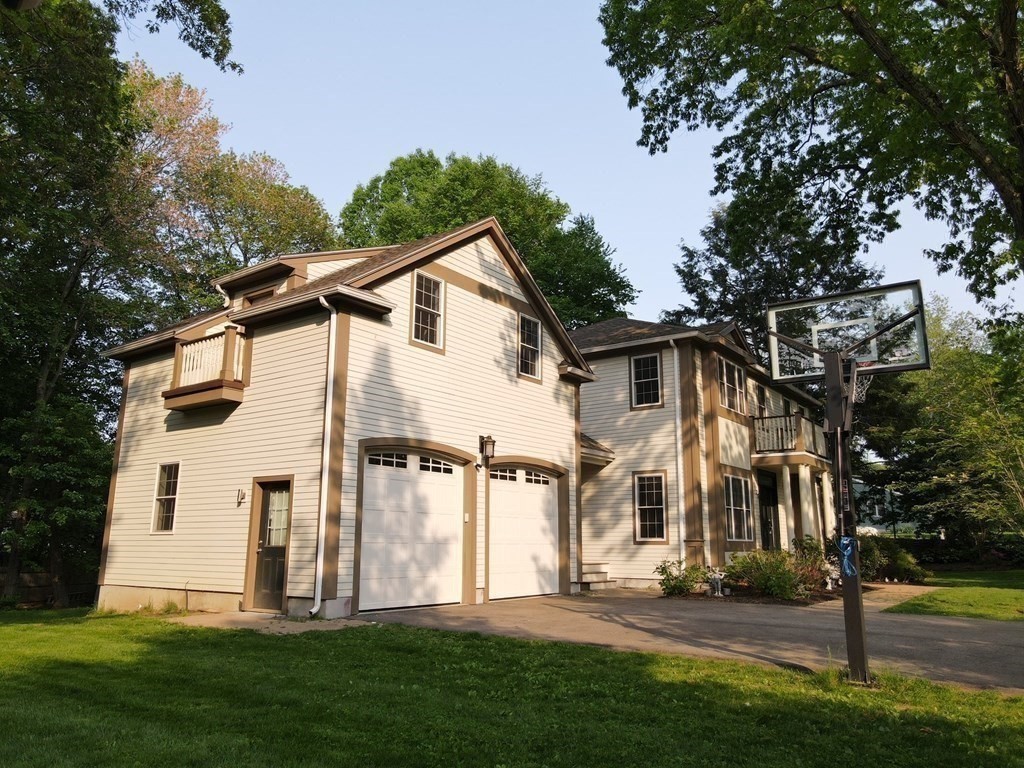 20 Edgewood Road Wayland, MA 01778 - Photo 3 of 31 Gallery Image 3