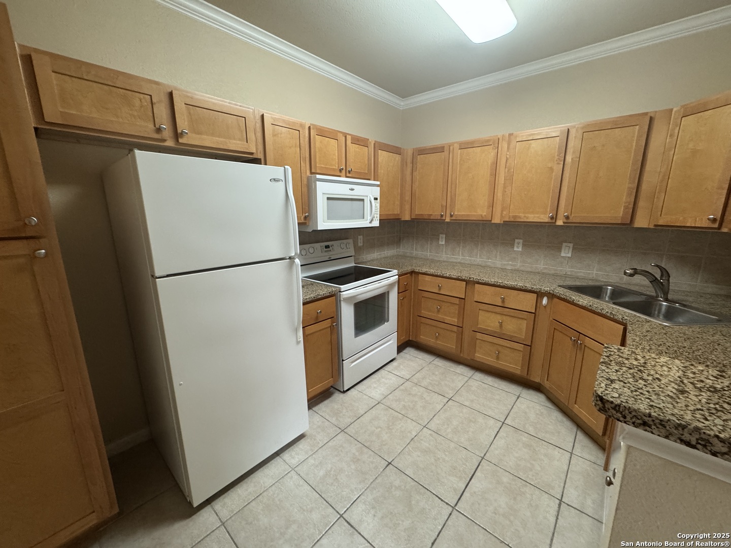 6160 Eckhert Road, Unit 103 San Antonio, TX 78240 - Photo 20 of 52