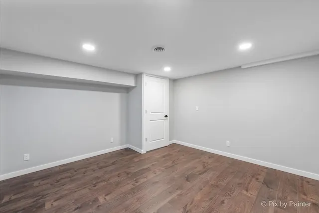 a view of empty room