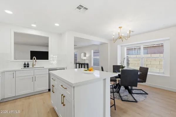 $389,900 | 2219 South Palo Verde Drive, Apache Junction, AZ 85120