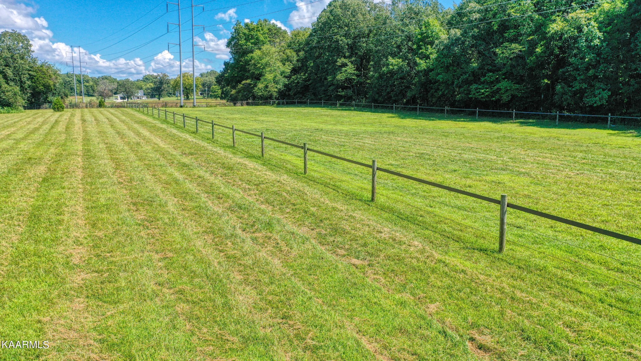 1203 Mountain Road Clinton, TN 37716 - Photo 15 of 59